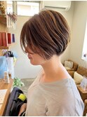 30代40代に!立体感が今っぽい◎ハイライトで動くショートヘア