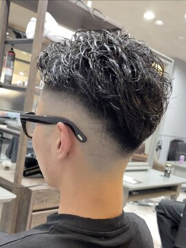 アビールブレ 新潟万代(ABEY LEVRAI) 新潟ツイストスパイラル　新潟メンズパーマ　マッシュパーマ