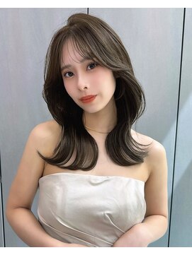 ロンドネートゥル 新潟(Lond naitre) くびれミディアムレイヤースタイル　（新潟/万代）