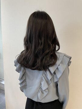 ユーフォリア 青山(Euphoria) 透け感大人可愛いナチュラルグレージュ