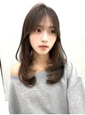 20代30代40代◎前髪パーマ韓国風巻きくすみベージュお団子ヘア