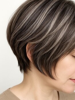 スニップヘア(snip hair)の写真/悩みを活かしてお洒落を楽む女性に♪気になり始めの白髪もキレイに染まる◎魅せる大人ヘアカラーをご提案◇