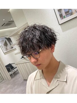 アース 名駅店(HAIR&MAKE EARTH) メンズトレンドヘア 波打ちパーマ×ツーブロックマッシュ