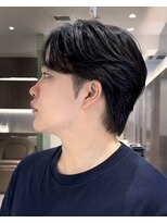 ヨリ トウキョウ(yori Tokyo)&nbsp;似合わせカット30代40代50センターパート刈り上げマッシュ
