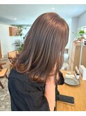 上品ブラウンカラーで柔らか質感ヘア