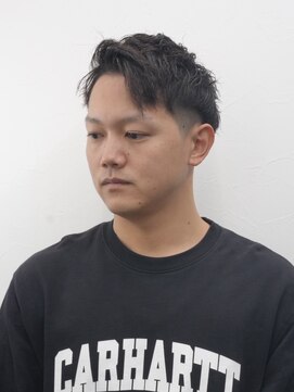 ナチュラルパーマ×大人メンズショート