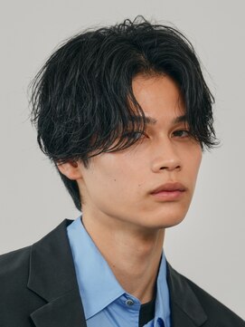 テン 心斎橋(tenn.) メンズセンターパート七三分けパートニュアンスパーマ刈り上げ