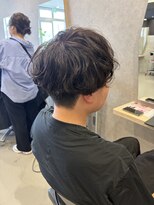 フレーム スクエア&nbsp;シャドウパーマと透明感カラー♪