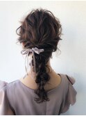 ふんわりリボンヘルシーアレンジスタイルルーズヘアお呼ばれヘア