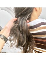 キー(kｅｙ)&nbsp;アッシュベージュ