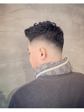 リズ(re's) ポンパドール濡れパンフェード