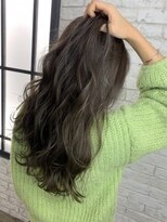 アジールヘア 赤羽駅南口店(agir hair)&nbsp;ハイライト グレージュ  大人可愛い【赤羽】