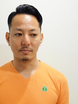 レオム(Re Homme) サイドパートのバーバースタイル