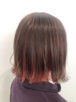 アドラーブル 万代店 (adorable)&nbsp;大人可愛い小顔見せインナーカラー切りっぱなしボブ