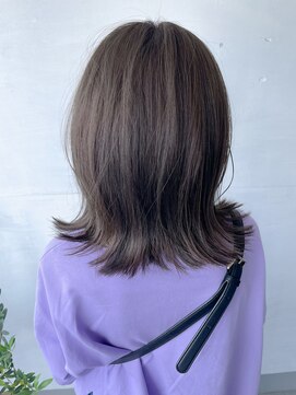 リノショアーズ ショウナン 辻堂店(RinoShores SHONAN) 外ハネヘルシースタイルアッシュベージュふんわり丸みミディ