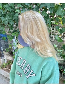 ジーナ 難波(Zina) 髪質改善＊ホワイトブロンド＊美髪【Zina 難波】