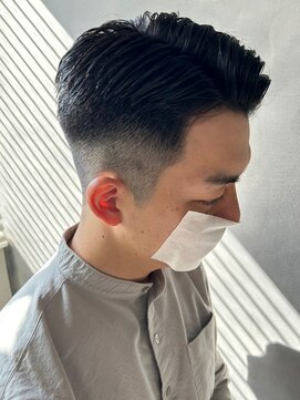 ザ マイル(The mile) スキンフェードアップバング刈り上げショートツーブロック