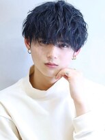 コンフィデンス メンズヘアー(confidence MEN'S HAIR) ブルーブラックスパイラルパーマ 刈り上げマッシュツーブロック