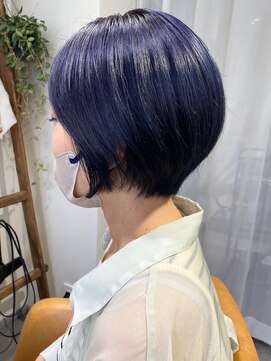エイチヘアー(eichi hair) ブルーブラックなショートヘア