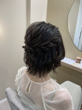 ランリ 名古屋名駅(ranri) ミディアム×ハーフアップ