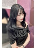 ブルーブラック×ミディアムレイヤー 韓国ワンホンヘア
