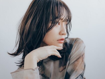 アンダーバーホワイト 広島 本通店(_WHITE)の写真