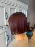 高発色なカラー×切りっぱなしラインが魅力◎最旬、ボブスタイル