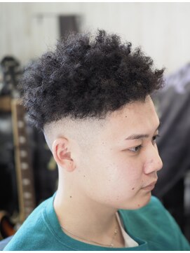 リヴ ヘアワークス(LiVE HAIR WORKS) スパイキーアフロ