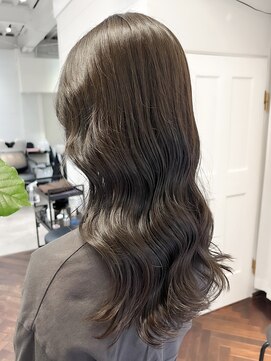 ラレイ ハラジュク(Lalei harajuku) 【白石】ブリーチなしオリーブグレージュ赤み消しカラー透明感