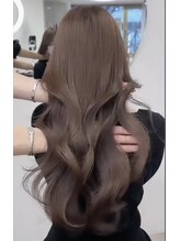 ムク 新宿(muc)&nbsp;柔らかいミルクブラウン×レイヤーカット
