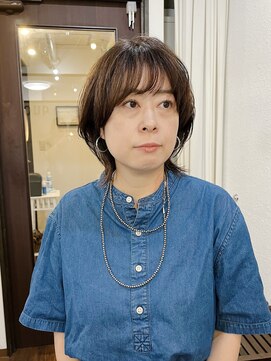 クオート(quoit) 大人女性も似合うトレンド!艶と動きのマッシュウルフ