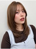 くびれミディアム/レイヤー/顔周り/小顔/ベージュ/20代30代