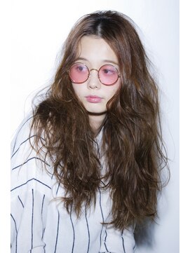 ベル 表参道店(Belle) ラフで無造作な外国人風パーマ〔Belle表参道〕