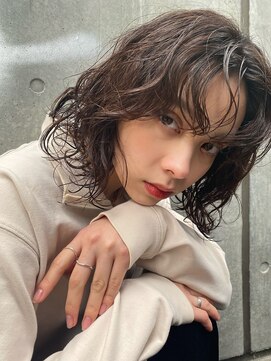 ガレージ バイ グリーン 原宿 表参道(Garage by green) 【loki】ニュアンスウェーブボブ