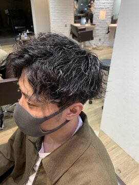 エヌプラス(N+) メンズヘアフェザーパーマサーフカール刈り上げセンターパート