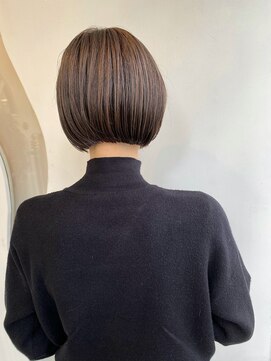 モリオ フロム ロンドン 大宮2号店(morio from London) 【なかじま ひびき】グレージュ×コンパクトミニボブ