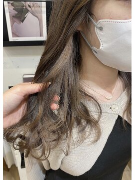 ペイジバイネオリーブ 吉祥寺店(Paige by Neolive) チラ見せ×ナチュラルイヤリングカラー