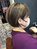 ハピネス クローバー 学園前店(Happiness CLOVER)&nbsp;丸みショート/前髪/顔周りカット/濱崎優/白髪ぼかし