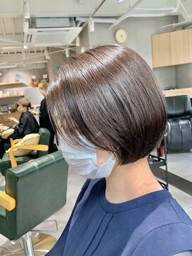 アーツ 茅ヶ崎(arts) シルキーベージュ/斜めバング/グレージュカラー/デザインカラー