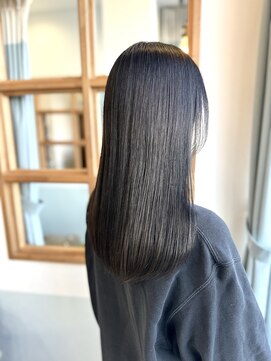 アミトヘアアンドサロン(amito hair&salon) 暗髪でも透明感♪ダークグレージュ