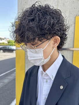 ニアウ 高崎店(Niau) マッシュウルフプードルパーマ波巻きツイストスパイラルショート