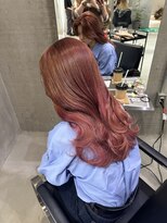 ラック(LUCK)&nbsp;レイヤーぱっつん前髪ステップボーンカットシルキー船橋/韓国