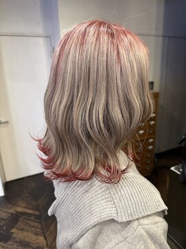 ロムブラン(L'HOMME BLANC) ミディアムボブ