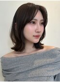 顔周りレイヤーカットくびれヘアミルクティーベージュカラー