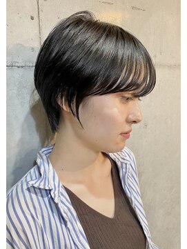 ハイジア(hygea) 丸みショート☆くびれショート☆耳かけショート☆大人ショート