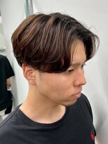 ジーニー 新百合ヶ丘(Genie)&nbsp;フェザーパーマサーフカール刈り上げセンターパート