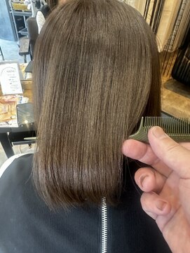 ロンド(Le Rond) 髪質改善トリートメント/ミニボブ/オリーブグリーン