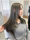 レイヤーカット×オリーブグレージュ