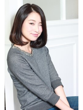 ヘナ ファクトリー 十条店 大人カジュアルの基本★自然な艶髪の黒髪絶品ボブ