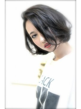 ミラバイグリーン(Mira by green) ブリティッシュボブ【ダークアッシュ】